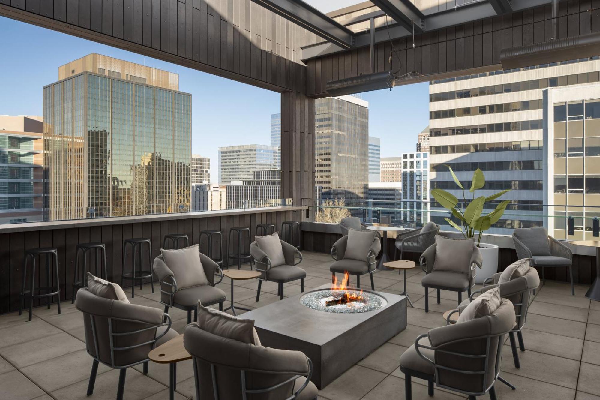 Ac Hotel By Marriott St. Louis Clayton Extérieur photo