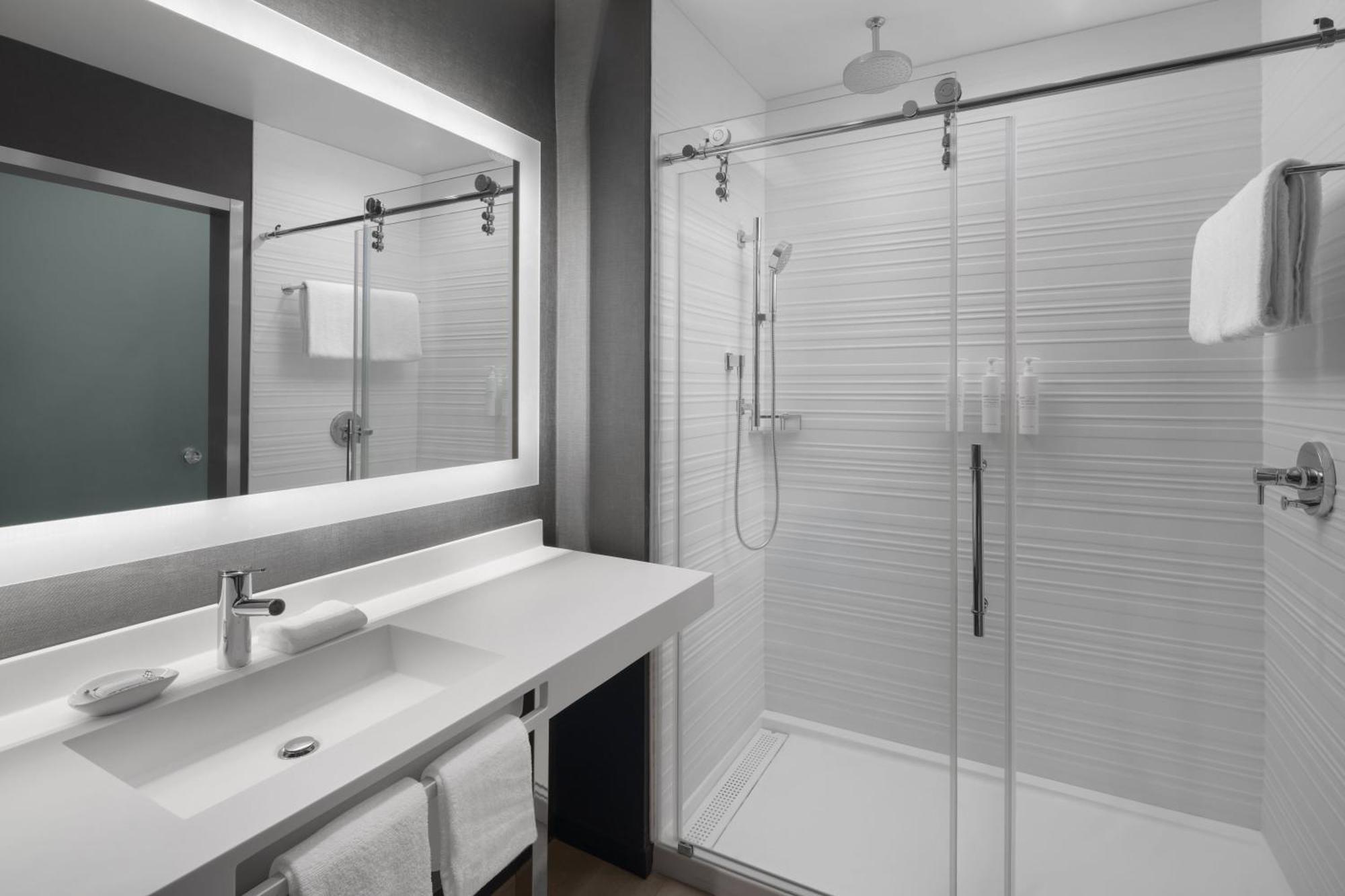 Ac Hotel By Marriott St. Louis Clayton Extérieur photo